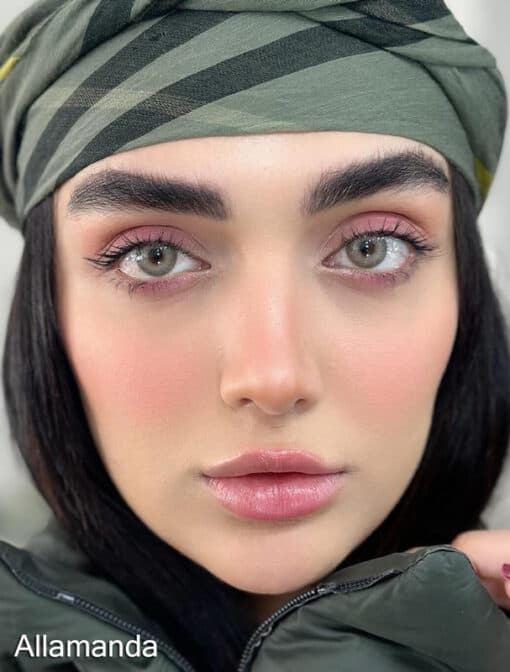 خرید لنز چشم سالانه یونیک آلاماندا